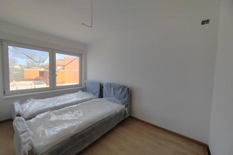 OTOK KRK okolica grada Krka dvojna kuća sa panoramskim pogledom na more