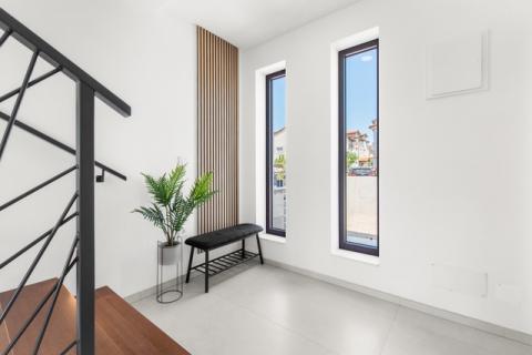 Istra, Novigrad, moderna kuća s bazenom, dugoročni najam