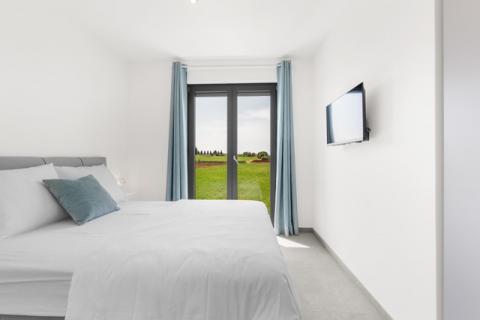 Istra, Novigrad, moderna kuća s bazenom, dugoročni najam