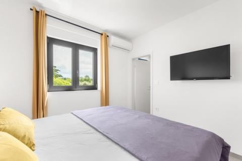 Istra, Novigrad, moderna kuća s bazenom, dugoročni najam