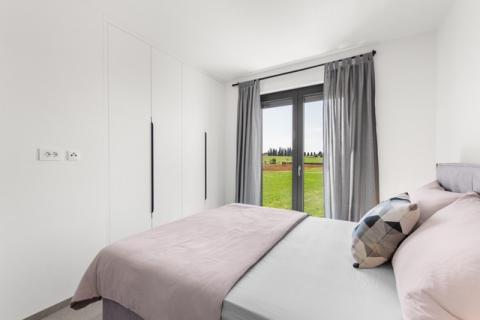 Istra, Novigrad, moderna kuća s bazenom, dugoročni najam