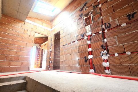 Istra,Lovrečica,okolica-Dvojna kuća u roh bau fazi,blizina mora