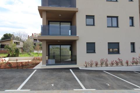 Istra, Tar-Vabriga, dvosobni stan u novogradnji