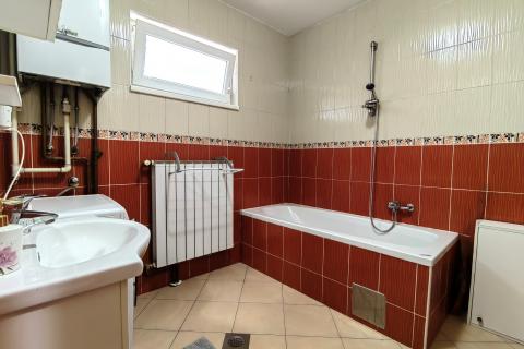 Zagreb, Trnava - jednosoban stan s lođom i parkirnim mjestom