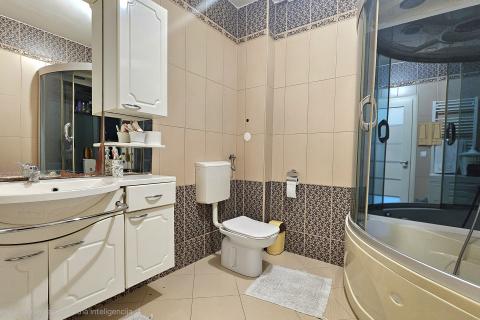 Zagreb, Sesvete - trosoban stan u prizemlju