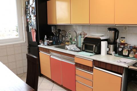 POREČ- stan s garažom