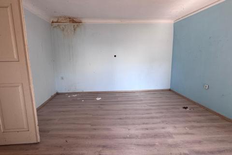 Rijeka, Kostrena, kuća za adaptaciju s velikom okućnicom