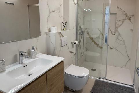 Istra, Novigrad &ndash; avtohtona hi&scaron;a s pogledom na morje za dolgoročni najem