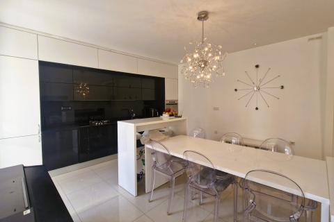 Flat/Appartement Centar, Pula, 74m2