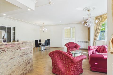 Flat/Appartement Sesvete, 92m2