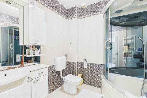 Flat/Appartement Sesvete, 92m2