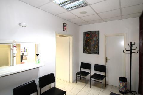 Bedrijfspand Poreč, 43m2