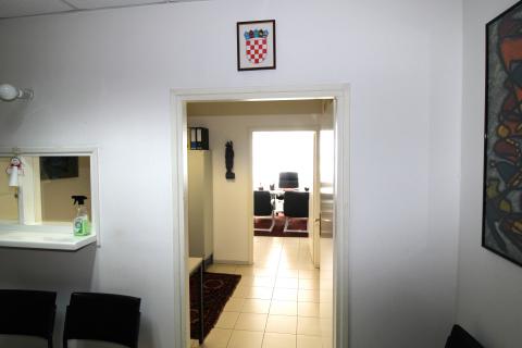 Bedrijfspand Poreč, 43m2