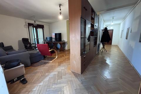 House Donja Lomnica, Velika Gorica - Okolica, 600m2