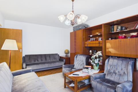 Zagreb, Utrina - dvosobni stan s lođom i otvorenim pogledom