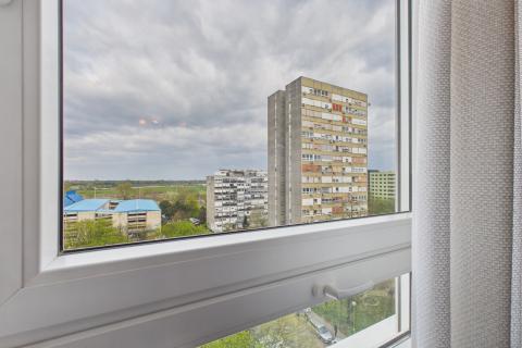 Zagreb, Utrina - dvosobni stan s lođom i otvorenim pogledom