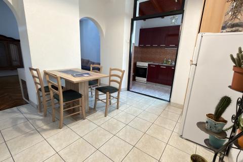 Rijeka, Turnić - najam dvosobnog stana na odličnoj lokaciji