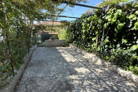 Rijeka, Turnić - najam dvosobnog stana na odličnoj lokaciji