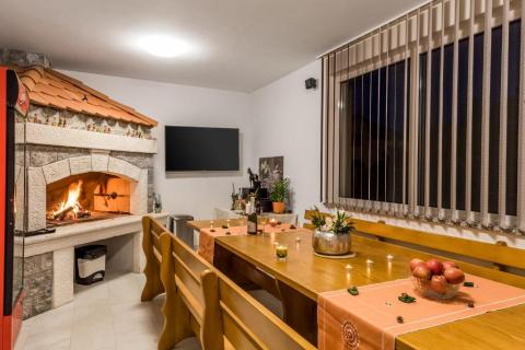 Huis Dražice, Jelenje, 179m2