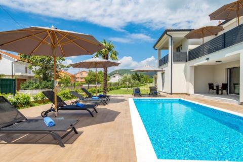 Huis Dražice, Jelenje, 179m2