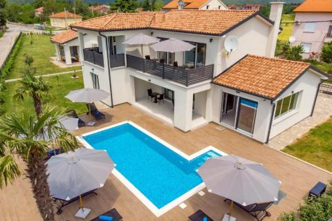 Huis Dražice, Jelenje, 179m2