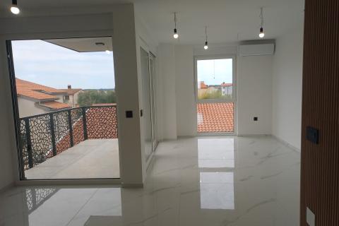 Appartamento Valbandon, Fažana, 72,58m2