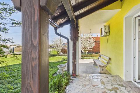 Casa Gornji Desinec, Jastrebarsko - Okolica, 245m2