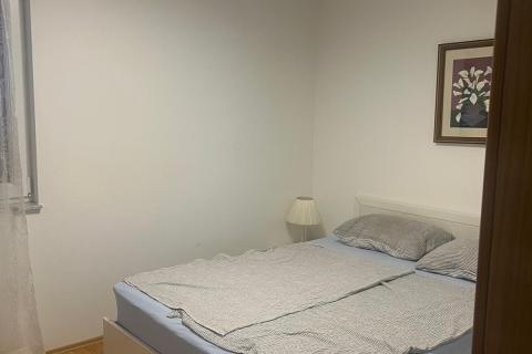 OTOK KRK -PINEZIĆI apartman u prizemlju sa terasom i garažom