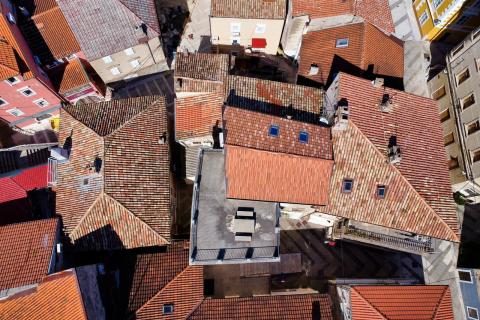 Сенj, центр &ndash; двухуровневая квартира в самом центре города