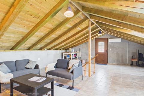 Сенj, центр &ndash; двухуровневая квартира в самом центре города