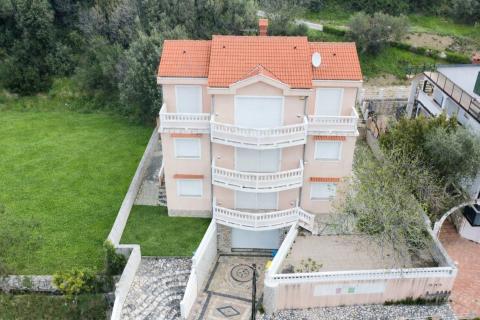 Haus Kampor, Rab, 322m2