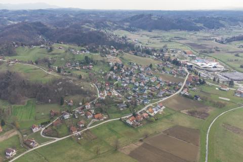 Stavbno zemlji&scaron;če Čre&scaron;njevec, Tuhelj, 5.409m2