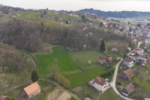 Stavbno zemlji&scaron;če Čre&scaron;njevec, Tuhelj, 5.409m2