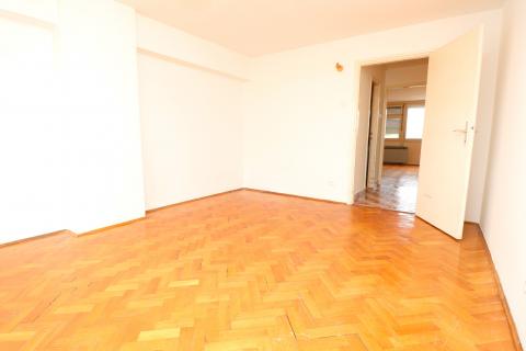 Wohnung Tre&scaron;njevka, Tre&scaron;njevka - Sjever, 53m2