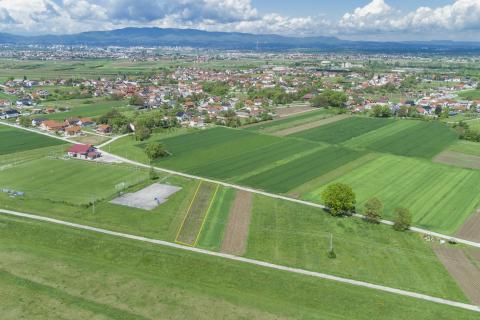 Stavbno zemlji&scaron;če Donja Lomnica, Velika Gorica - Okolica, 1.050m2