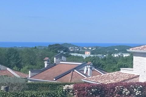 Istra, Poreč, Okolica, namje&scaron;ten trosobni stan s pogledom na more