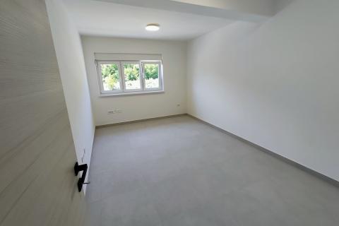 Office space &Scaron;kurinje, Rijeka, 150m2