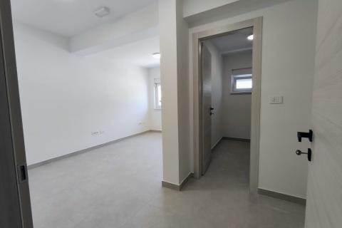 Office space &Scaron;kurinje, Rijeka, 150m2