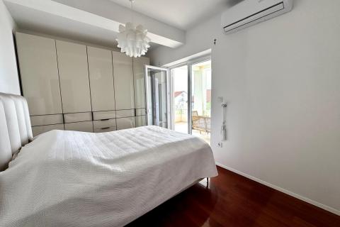 Hi&scaron;a Dramalj, Crikvenica, 200m2