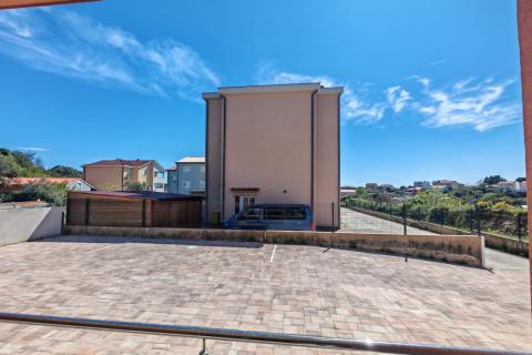 Flat/Appartement Banjol, Rab, 55m2