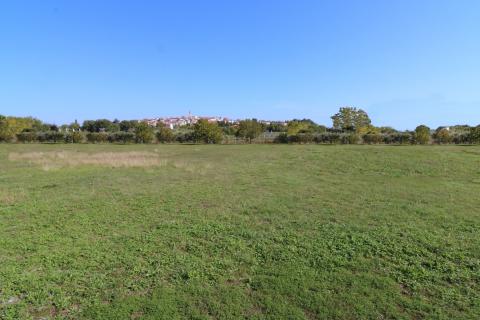 Brtonigla- građevinsko zemlji&scaron;te stambene namjene