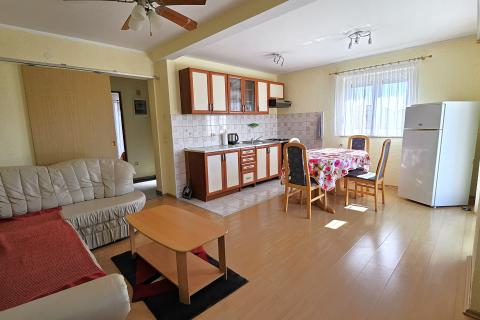 Istra, Umag okolica- stan s pogledom na more