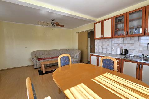 Istra, Umag okolica- stan s pogledom na more