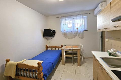 Istra, Umag okolica- stan s pogledom na more