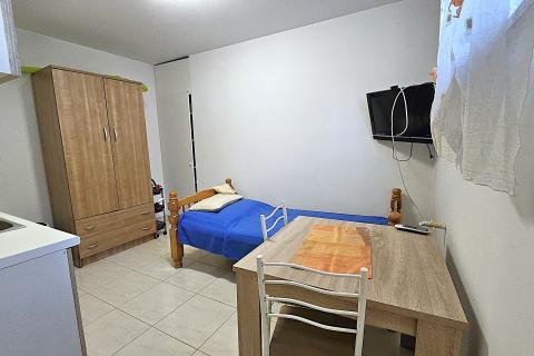 Istra, Umag okolica- stan s pogledom na more