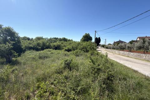 Building plot Barban, 1.032m2