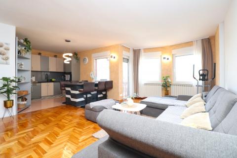Wohnung Gornja Dubrava, 180m2