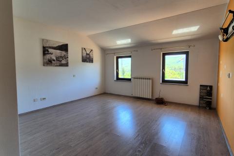 Huis &Scaron;apjane, Matulji, 780m2