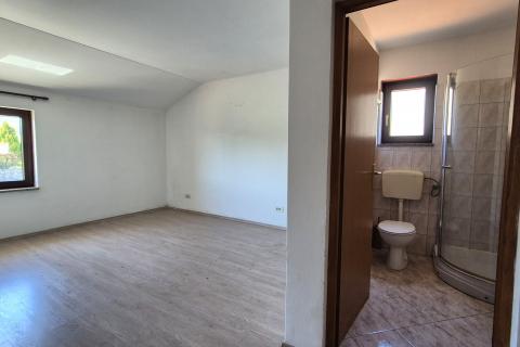 Huis &Scaron;apjane, Matulji, 780m2