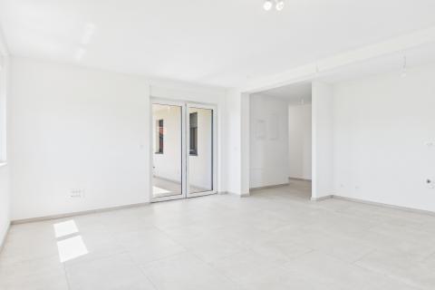 Zagreb, Resnik-novogradnja, četverosoban stan 93m2 i 2 parkirna mjesta